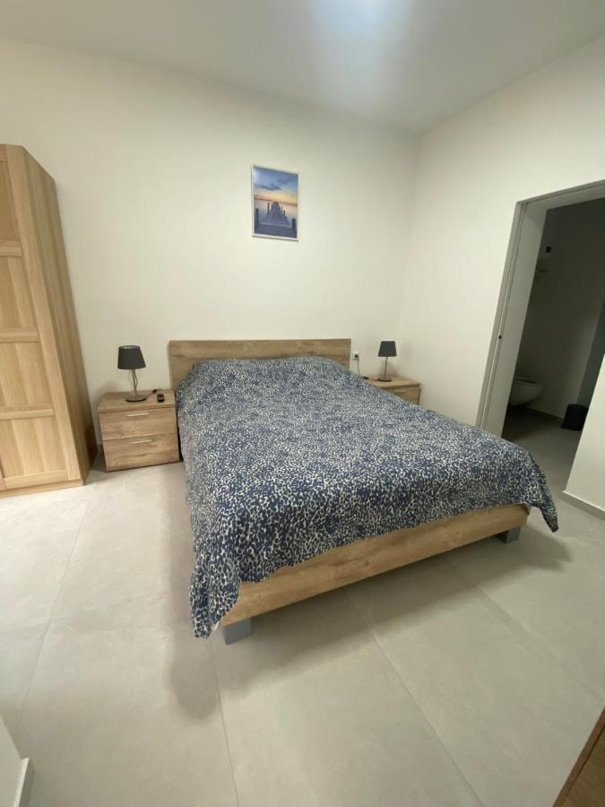 שרלרואה 1-C Superbe Appartement Tres Calme Et Bien Decore מראה חיצוני תמונה
