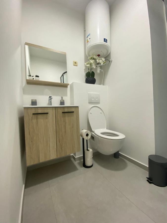 שרלרואה 1-C Superbe Appartement Tres Calme Et Bien Decore מראה חיצוני תמונה